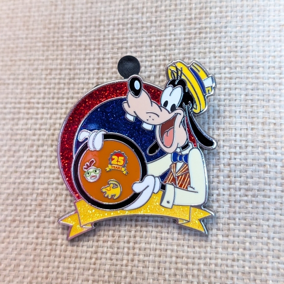 Disney Other - Disney Parks Goofy Pin Board 2025 Pin Trading 25th Anniversary Nwot